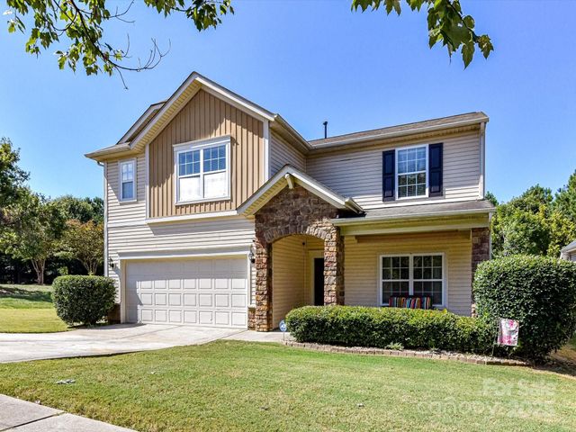 1201 Mountain Laurel Court, Matthews, NC 28104