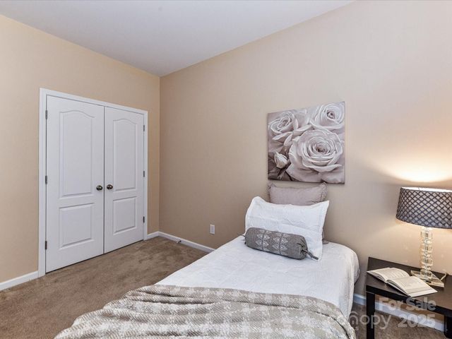 1201 Mountain Laurel Court, Matthews, NC 28104