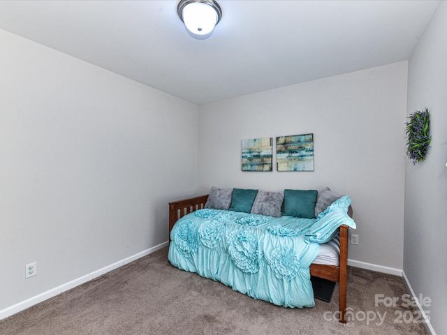 1201 Mountain Laurel Court, Matthews, NC 28104