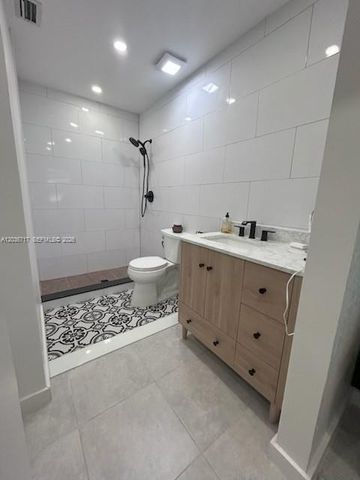 6308 NW 170th Ter, Hialeah, FL 33015