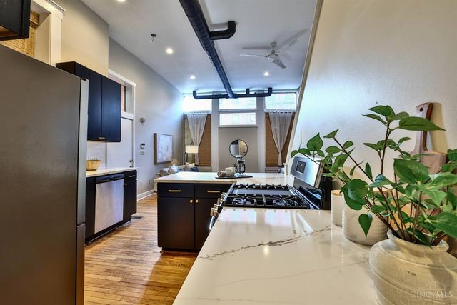 112 E Thirteenth Street, Cincinnati, OH 45202