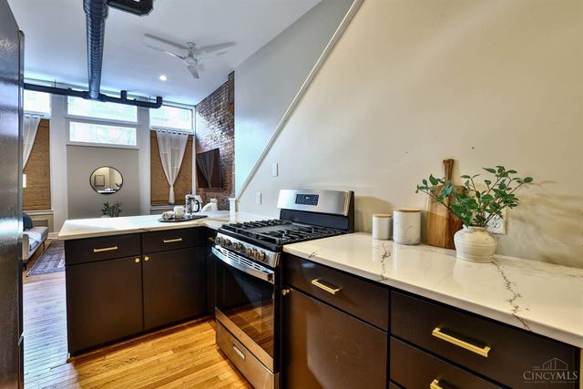 112 E Thirteenth Street, Cincinnati, OH 45202
