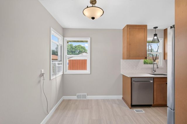 2231 Maryland Avenue E, Saint Paul, MN 55119