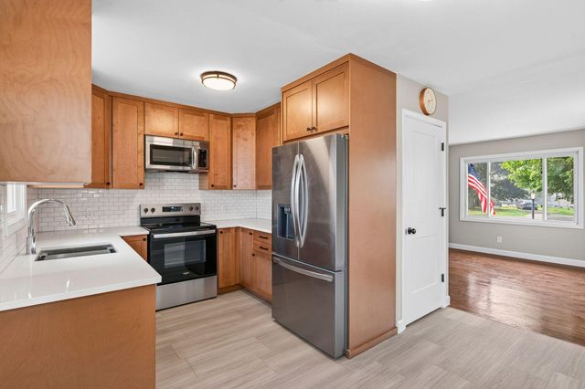 2231 Maryland Avenue E, Saint Paul, MN 55119