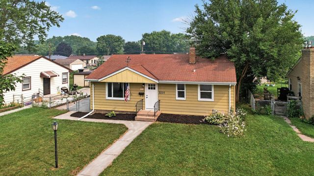2231 Maryland Avenue E, Saint Paul, MN 55119