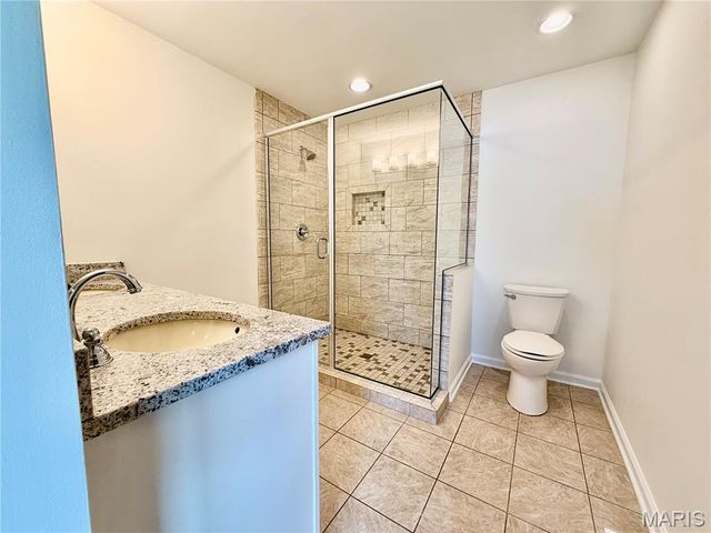 584 Sunbridge Drive, Chesterfield, MO 63017
