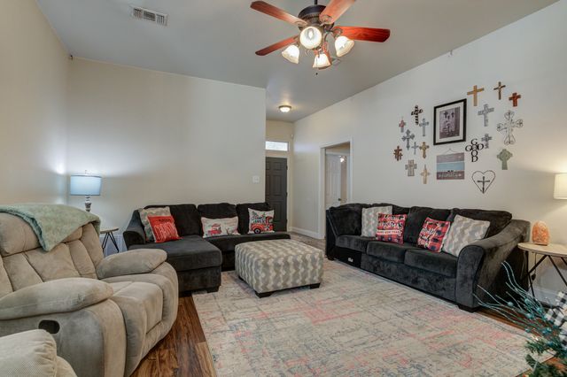 3611 Pontiac Avenue, Lubbock, TX 79407