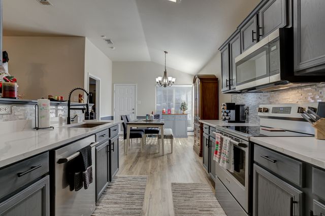 3611 Pontiac Avenue, Lubbock, TX 79407