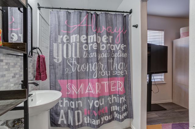 3611 Pontiac Avenue, Lubbock, TX 79407