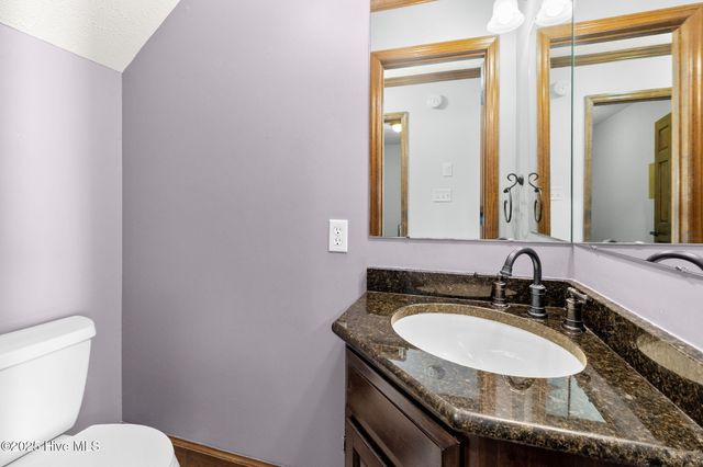 484 Lands End Road, Fayetteville, NC 28314