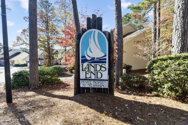 484 Lands End Road, Fayetteville, NC 28314