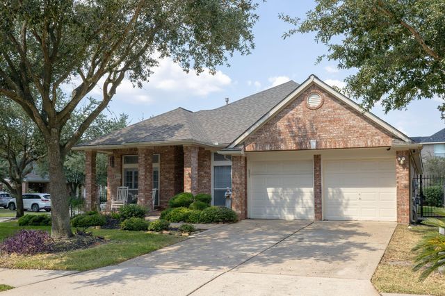 12034 Flamingo Lakes Court, Houston, TX 77065