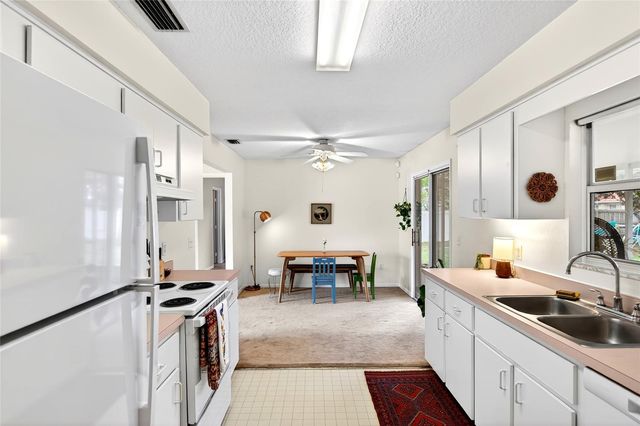 10 ALMOND TRACE, Ocala, FL 34472