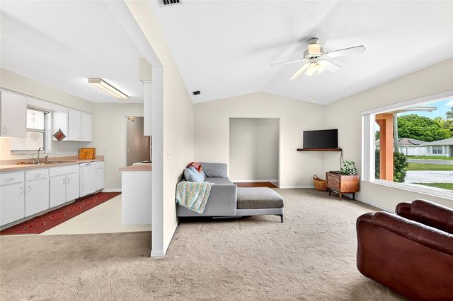 10 ALMOND TRACE, Ocala, FL 34472