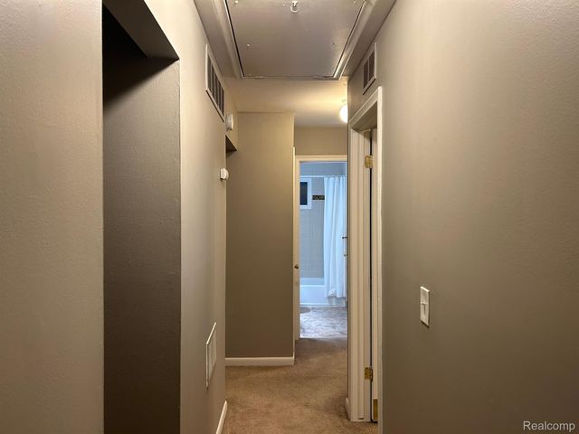 4471 CROISSANT Street, Dearborn Heights, MI 48125
