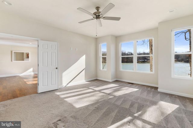 401 LAND 'OR DR, Ruther Glen, VA 22546