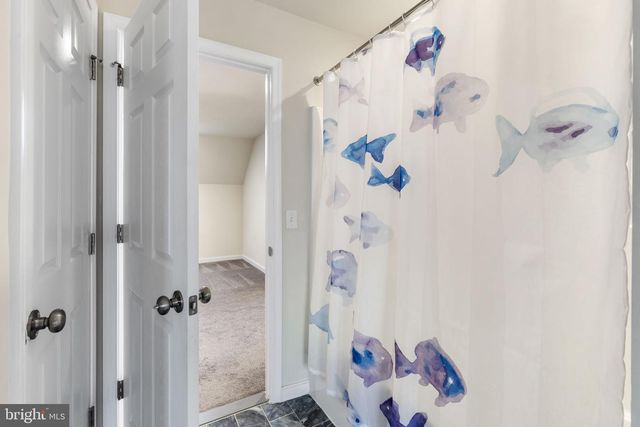 401 LAND 'OR DR, Ruther Glen, VA 22546