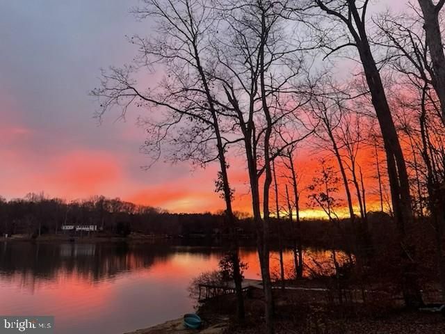 401 LAND 'OR DR, Ruther Glen, VA 22546