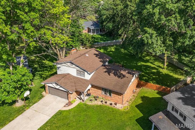 32 Landau Drive, Millstadt, IL 62260