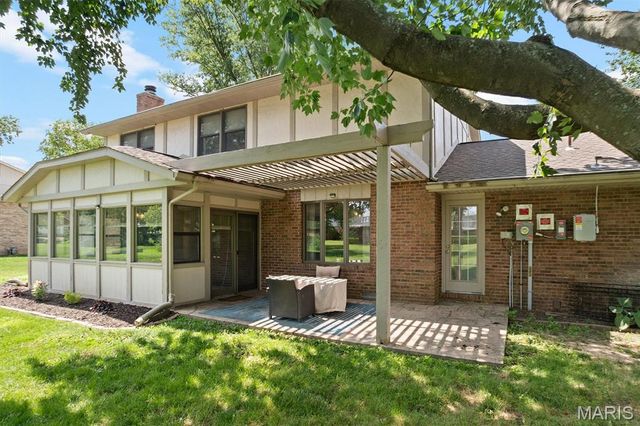 1711 Fairway Drive, Shiloh, IL 62269