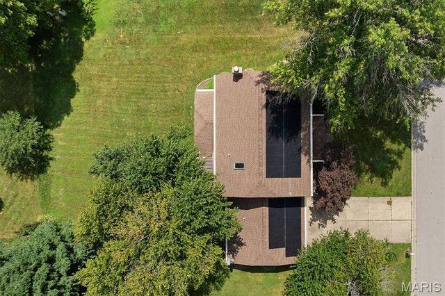 1711 Fairway Drive, Shiloh, IL 62269