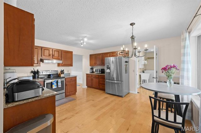 1711 Fairway Drive, Shiloh, IL 62269