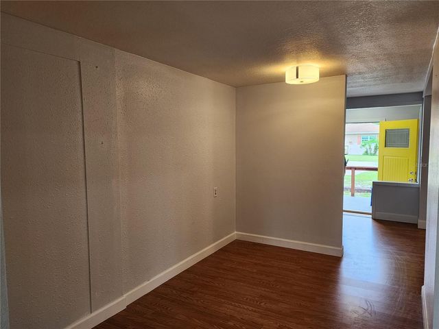 8 POINSETTIA DRIVE, Debary, FL 32713