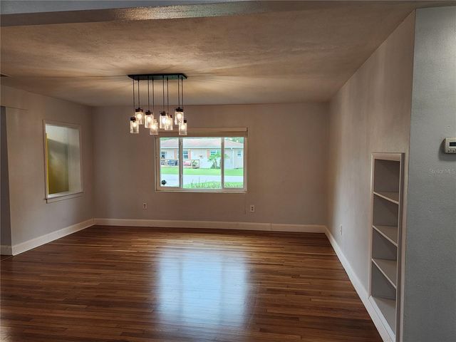 8 POINSETTIA DRIVE, Debary, FL 32713
