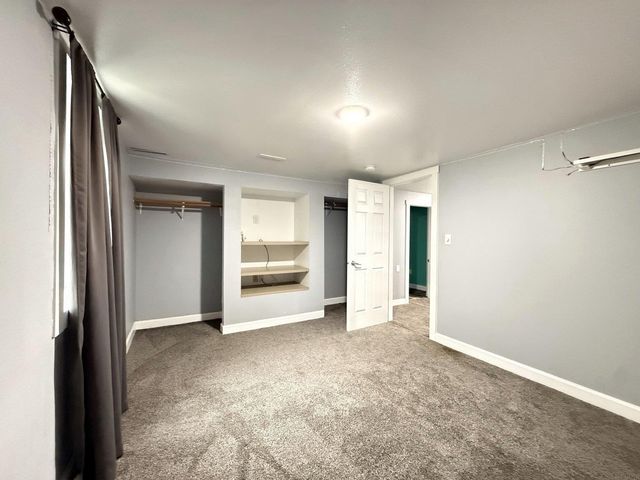 3251 Randolph Street, Waterloo, IA 50702