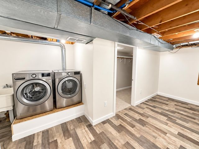 3251 Randolph Street, Waterloo, IA 50702
