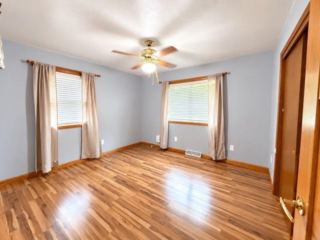 3251 Randolph Street, Waterloo, IA 50702
