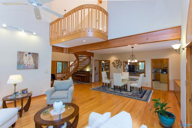 1618 Chandler Road SE, Huntsville, AL 35801