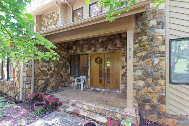 1618 Chandler Road SE, Huntsville, AL 35801