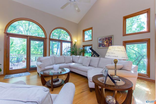 1618 Chandler Road SE, Huntsville, AL 35801