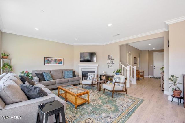 7092 Crimora Avenue, Moorpark, CA 93021