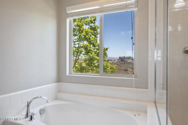 7092 Crimora Avenue, Moorpark, CA 93021