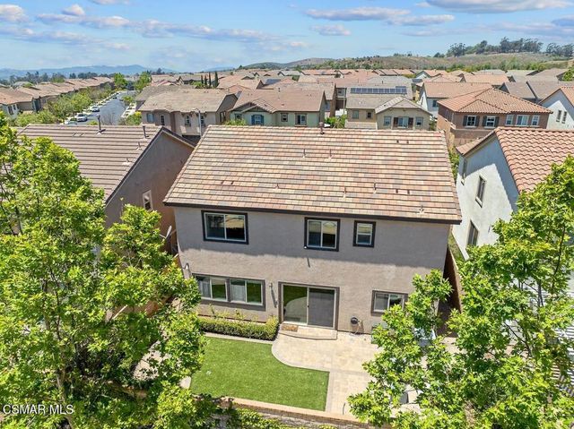 7092 Crimora Avenue, Moorpark, CA 93021
