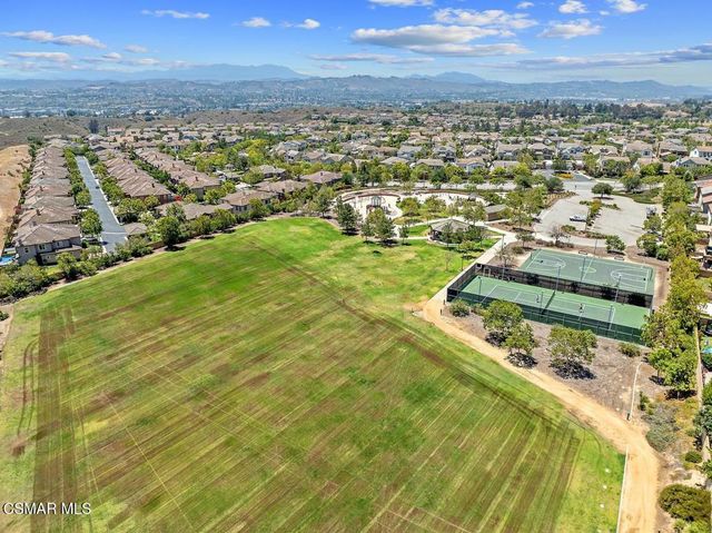 7092 Crimora Avenue, Moorpark, CA 93021