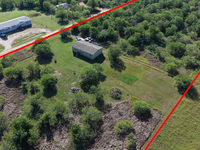 100 Northridge LN, Martindale, TX 78655
