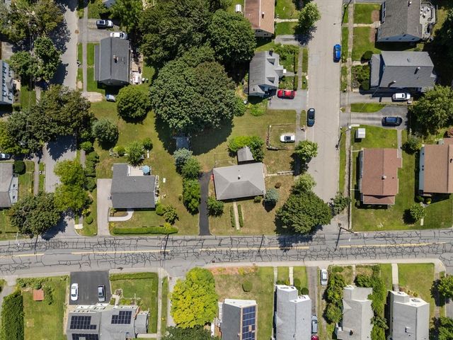 128 Clark St, Worcester, MA 01606