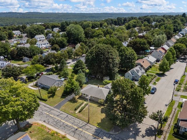 128 Clark St, Worcester, MA 01606