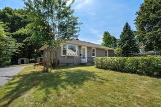 128 Clark St, Worcester, MA 01606