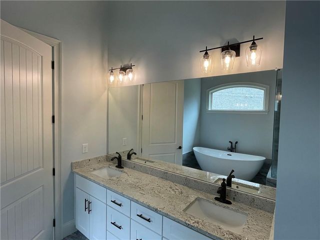 987 Kora SW Drive, Marietta, GA 30064