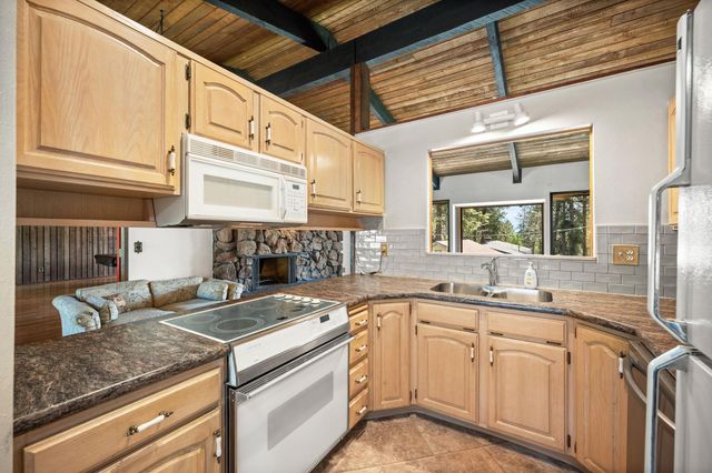 4618 N Ely Rd, Spokane, WA 99212