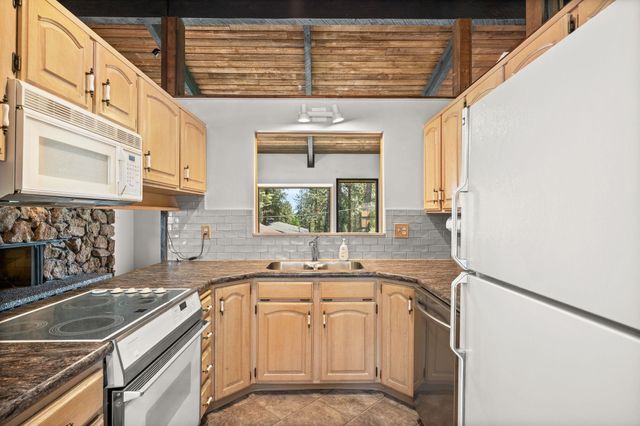 4618 N Ely Rd, Spokane, WA 99212
