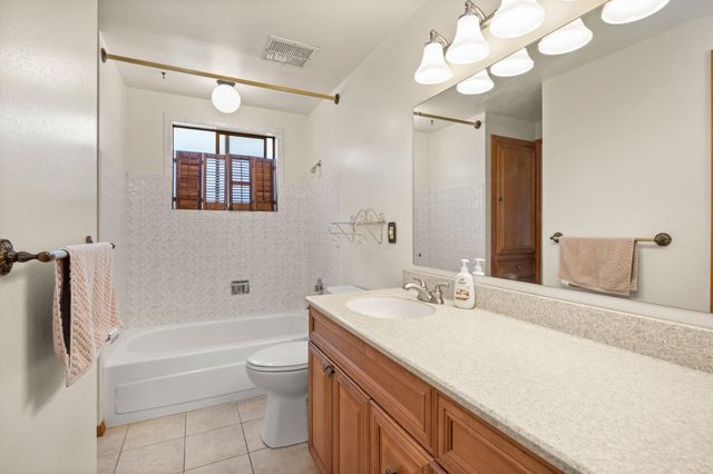 4618 N Ely Rd, Spokane, WA 99212