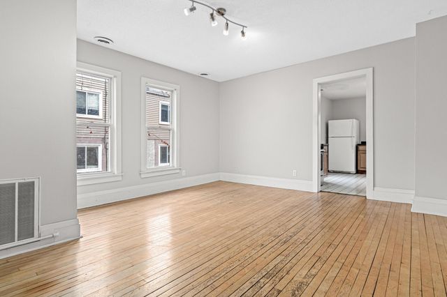 2726 Grand Avenue S, Minneapolis, MN 55408