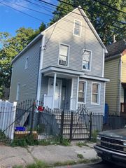785 S 15Th St, Newark City, NJ 07108