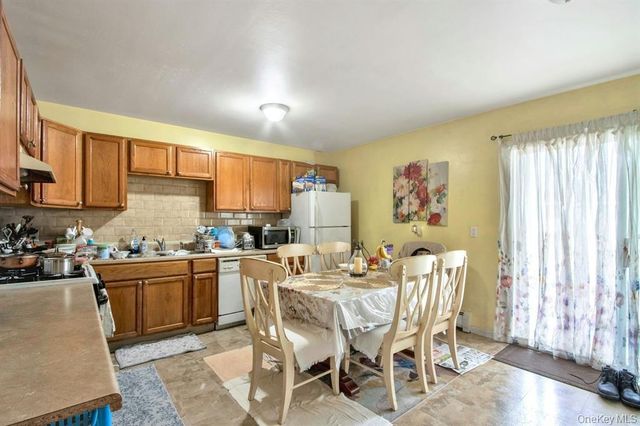 2740 South Road G11, Poughkeepsie, NY 12601