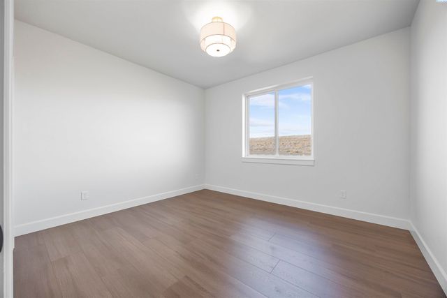 2847 Savanna Ave, Richland, WA 99352